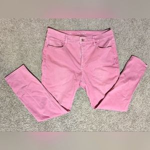 White House/Black Market pink skinny jeans